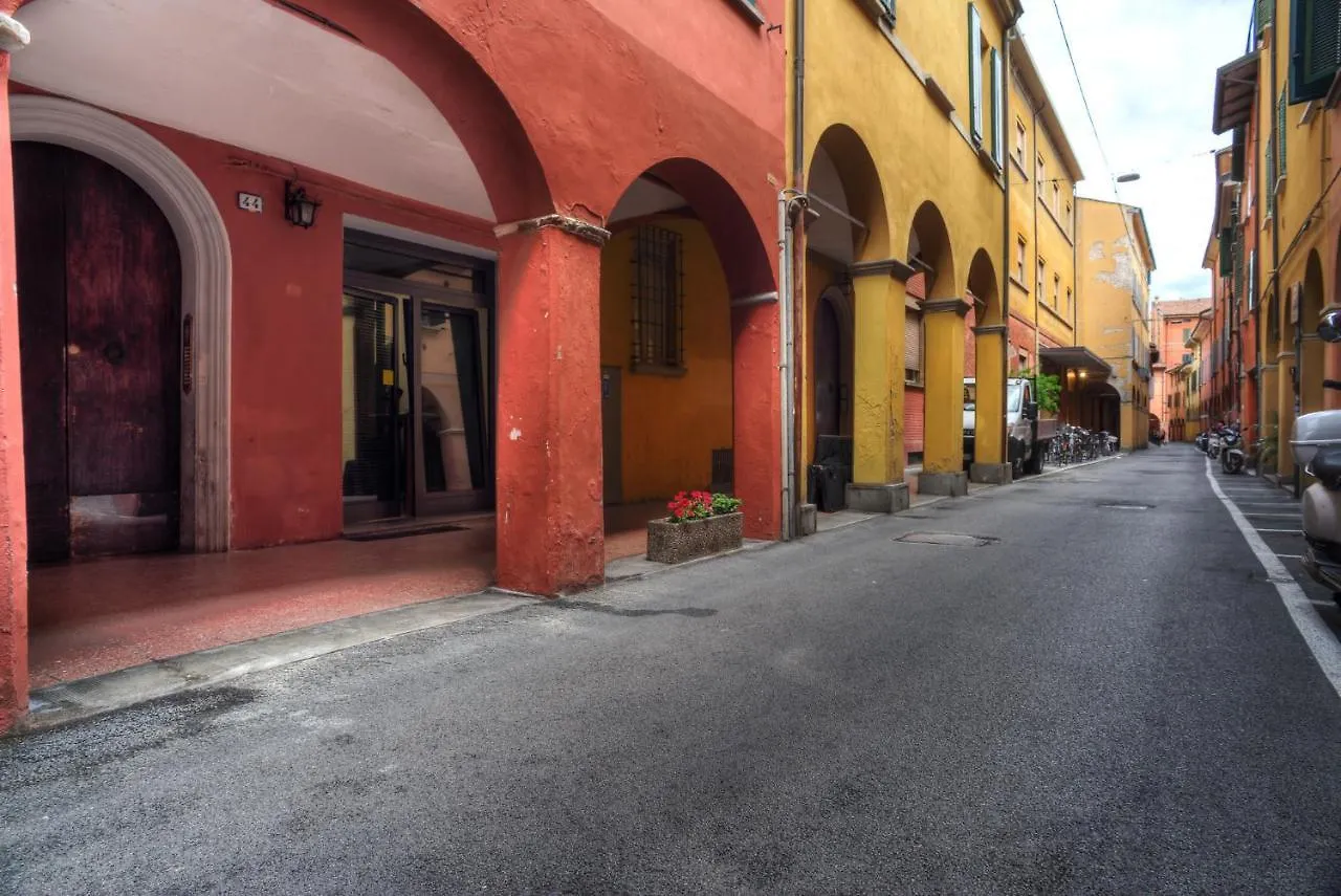 Bologna City Center Apartment By Wonderful Italy